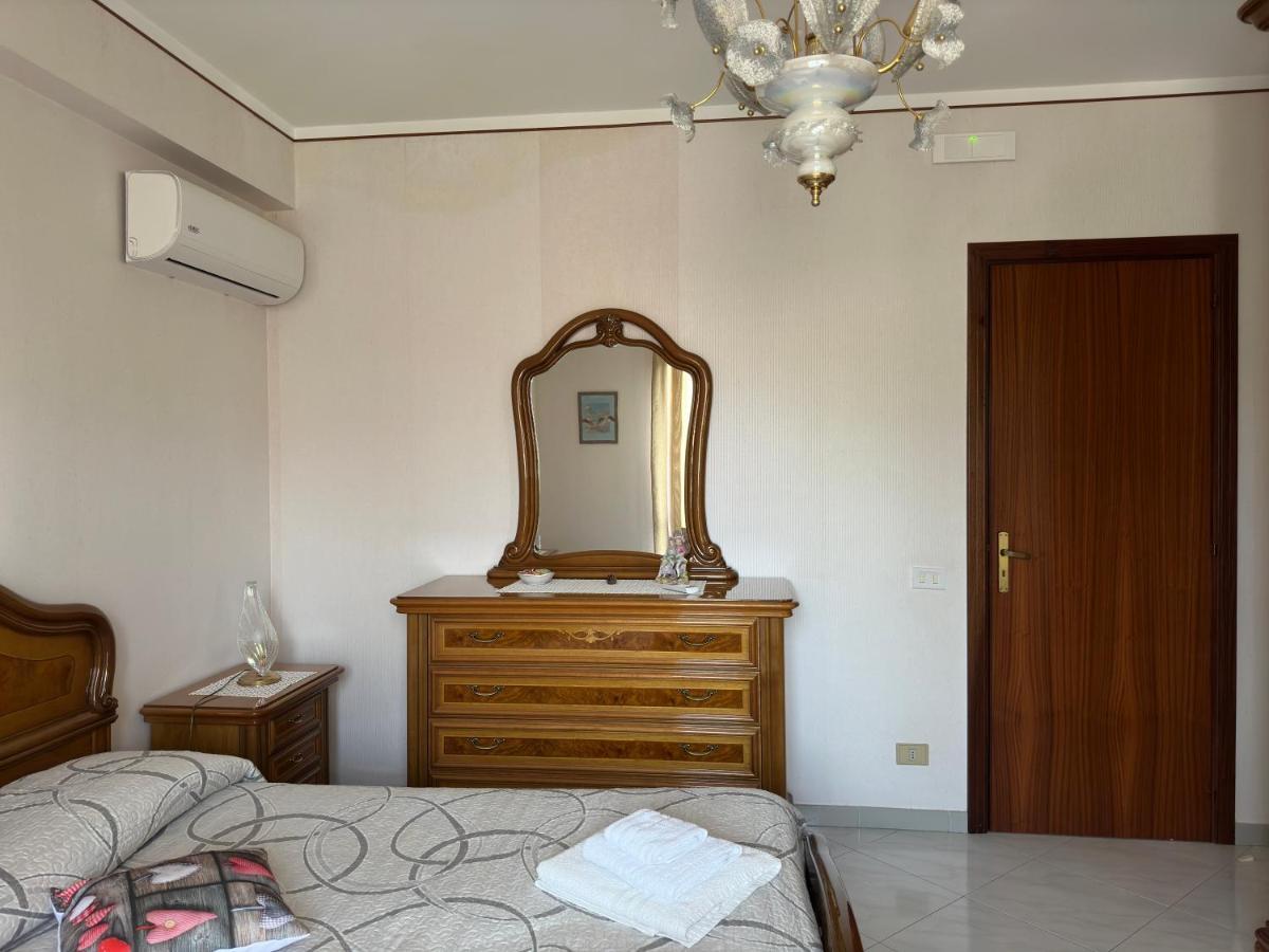 La Pigna Delle Aci Apartment Acireale Exterior photo